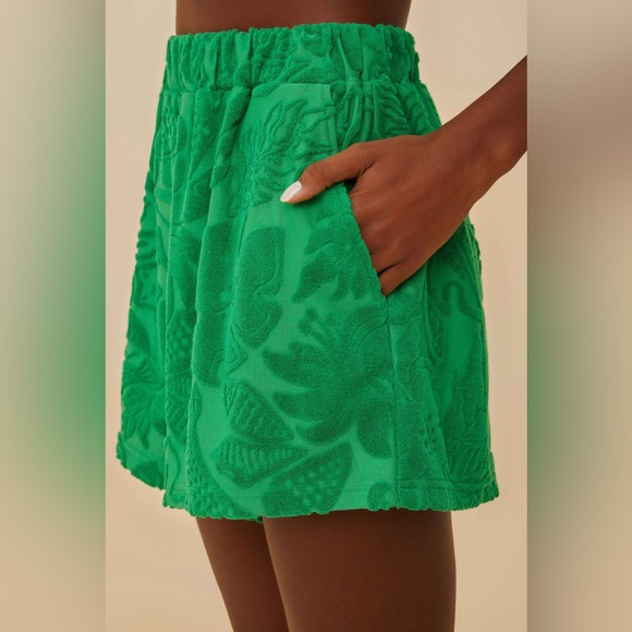 FARM RIO Green River Nature Towel Short - Picture 2 of 4